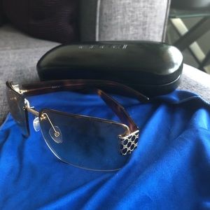 Gucci sunglasses (unisex)